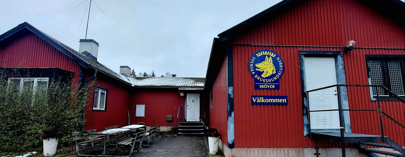 En bild på Skövde Brukshundklubbs stuga