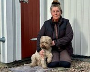 Pia med Lagotto Romagnolo