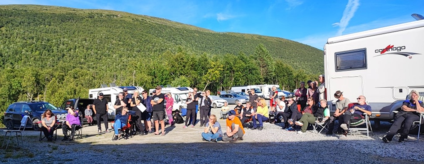 Samling inför hundträningsläger.