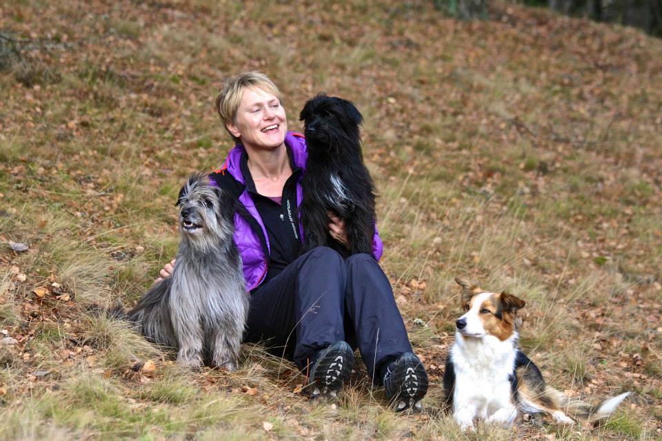 Ann-Lena Instruktör med tre hundar