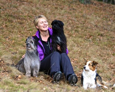 Ann-Lena Instruktör med tre hundar