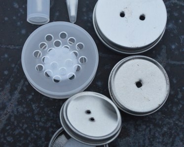 Olika dofthållare som används inom Nose Work