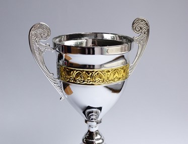 Vinstpokal I silver med guldrand