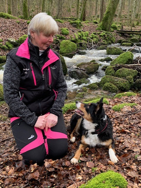 Instruktör med hund