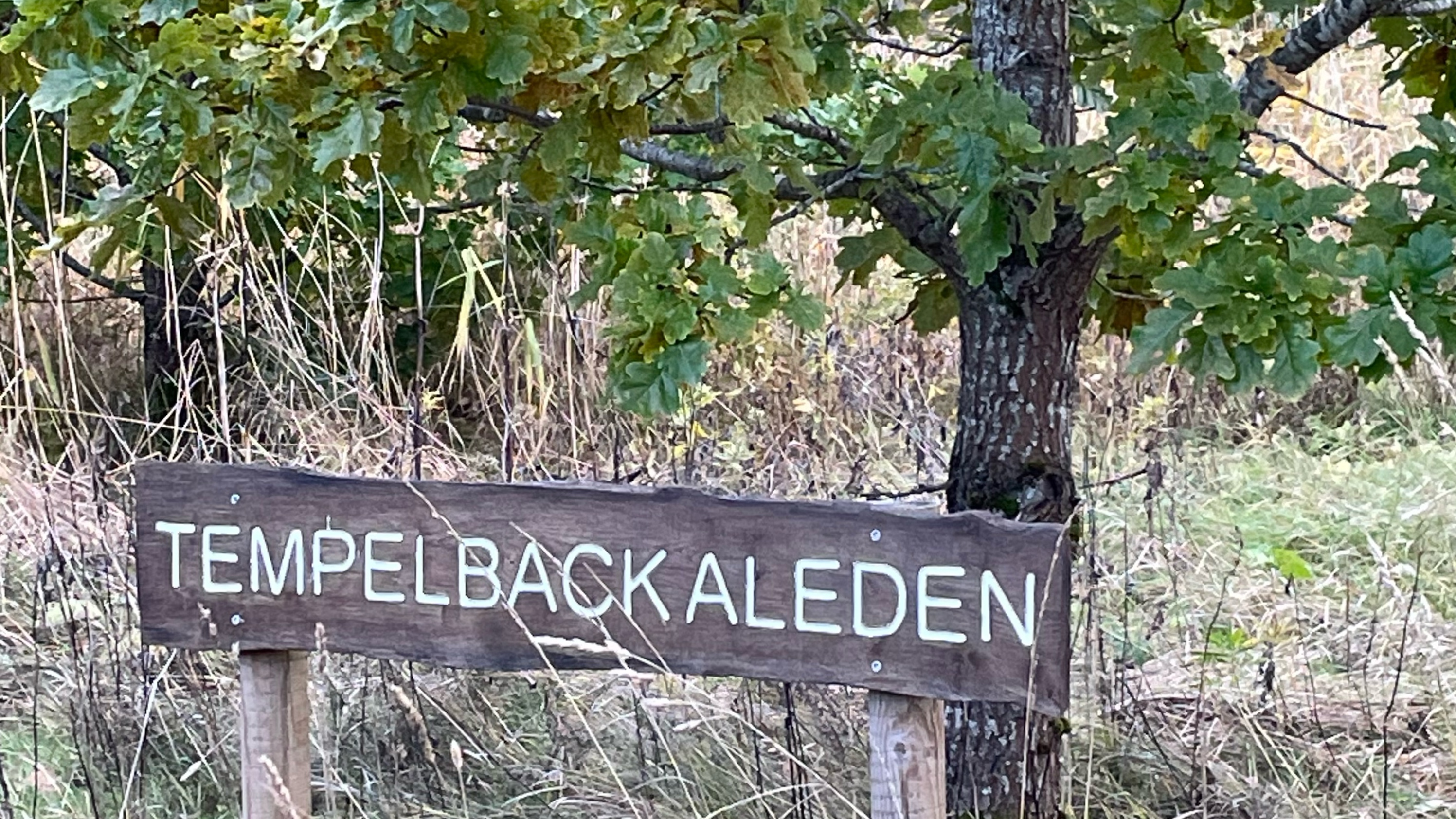 Tempelbackaleden skylt