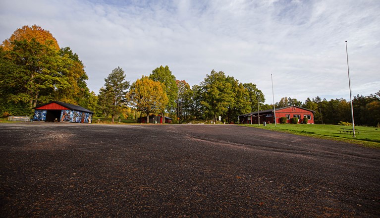 Parkering, klubbstuga och andra lokaler