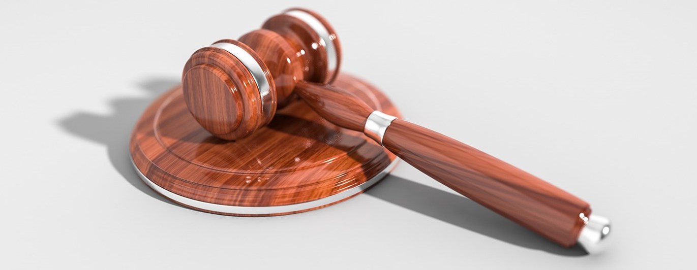 Lagklubba som används i rätten