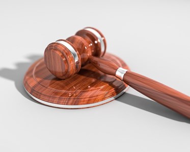 Lagklubba som används i rätten