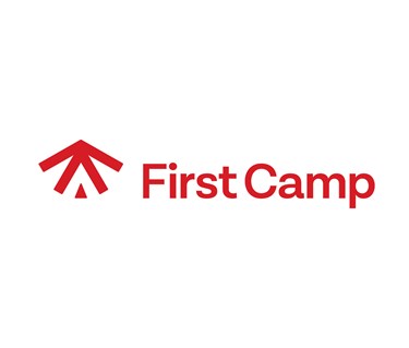 Bild på First Camps logotyp
