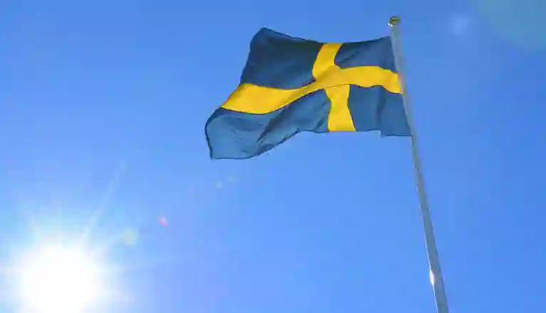 Svensk flagga med sol