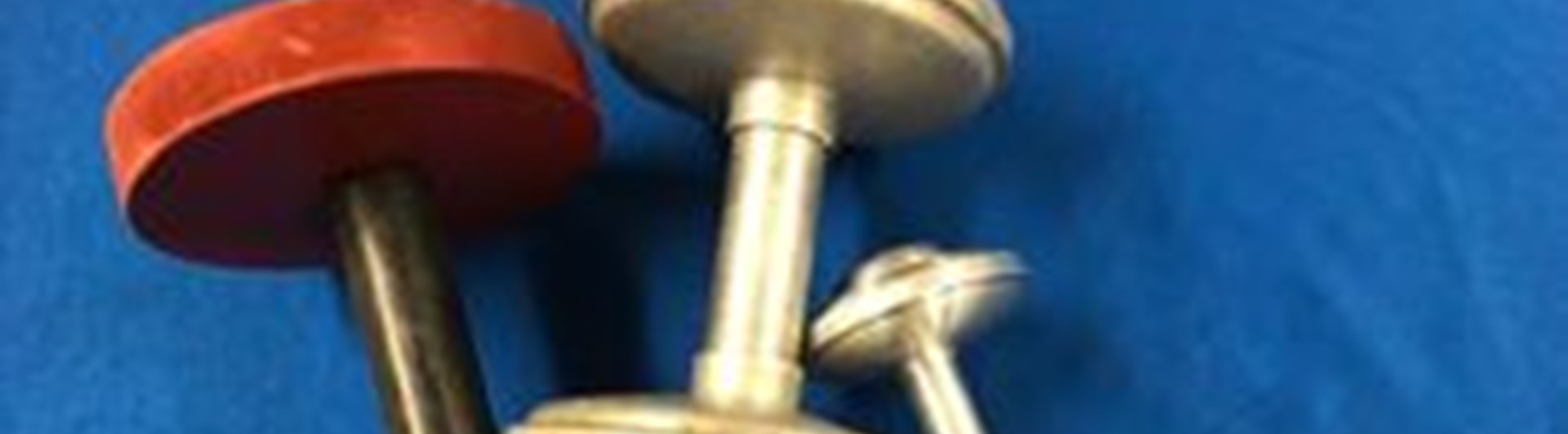 Bild på tung och metall apporter