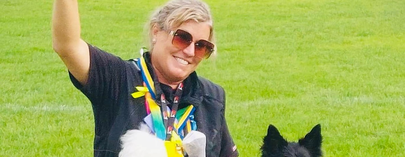 Sara lundin med hund